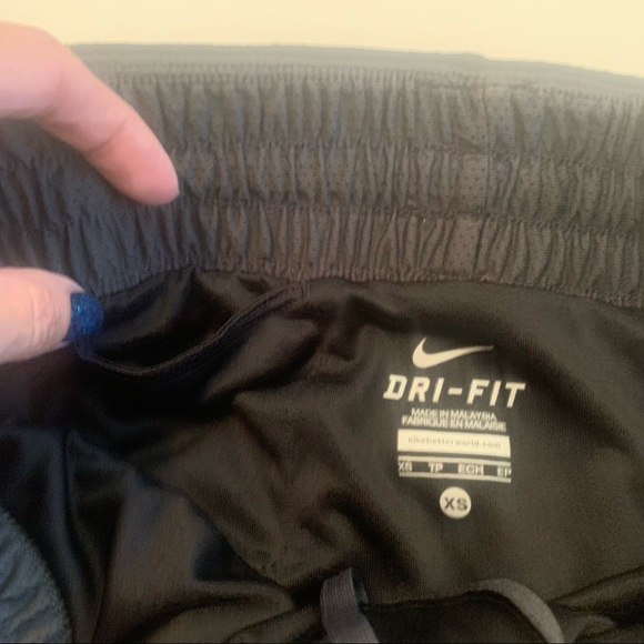 Nike Dri-Fit Running Shorts XS - Picture 3 of 3